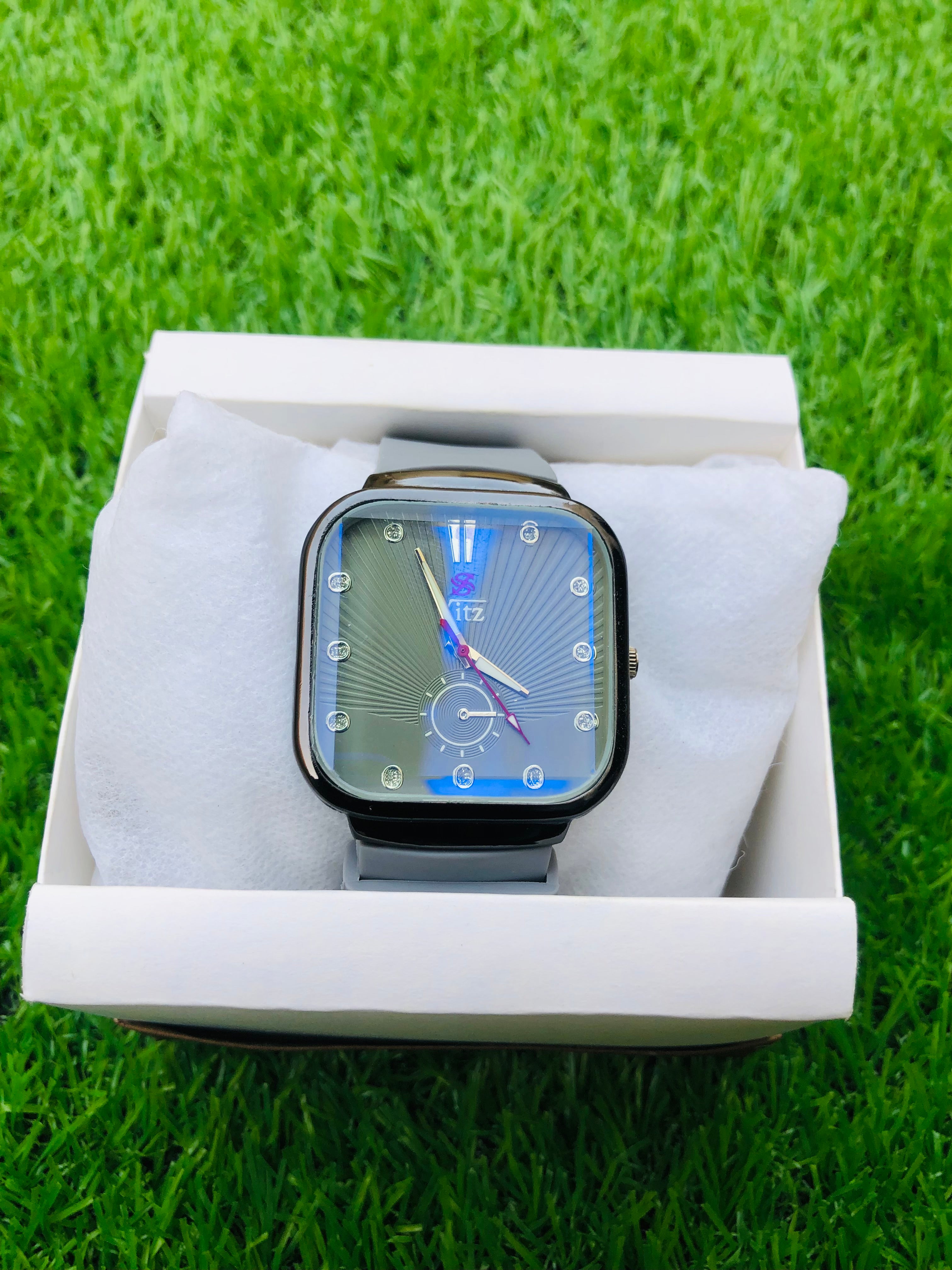 Vz Square Watch – Minimalist Square Dial, Stylish Unisex Design