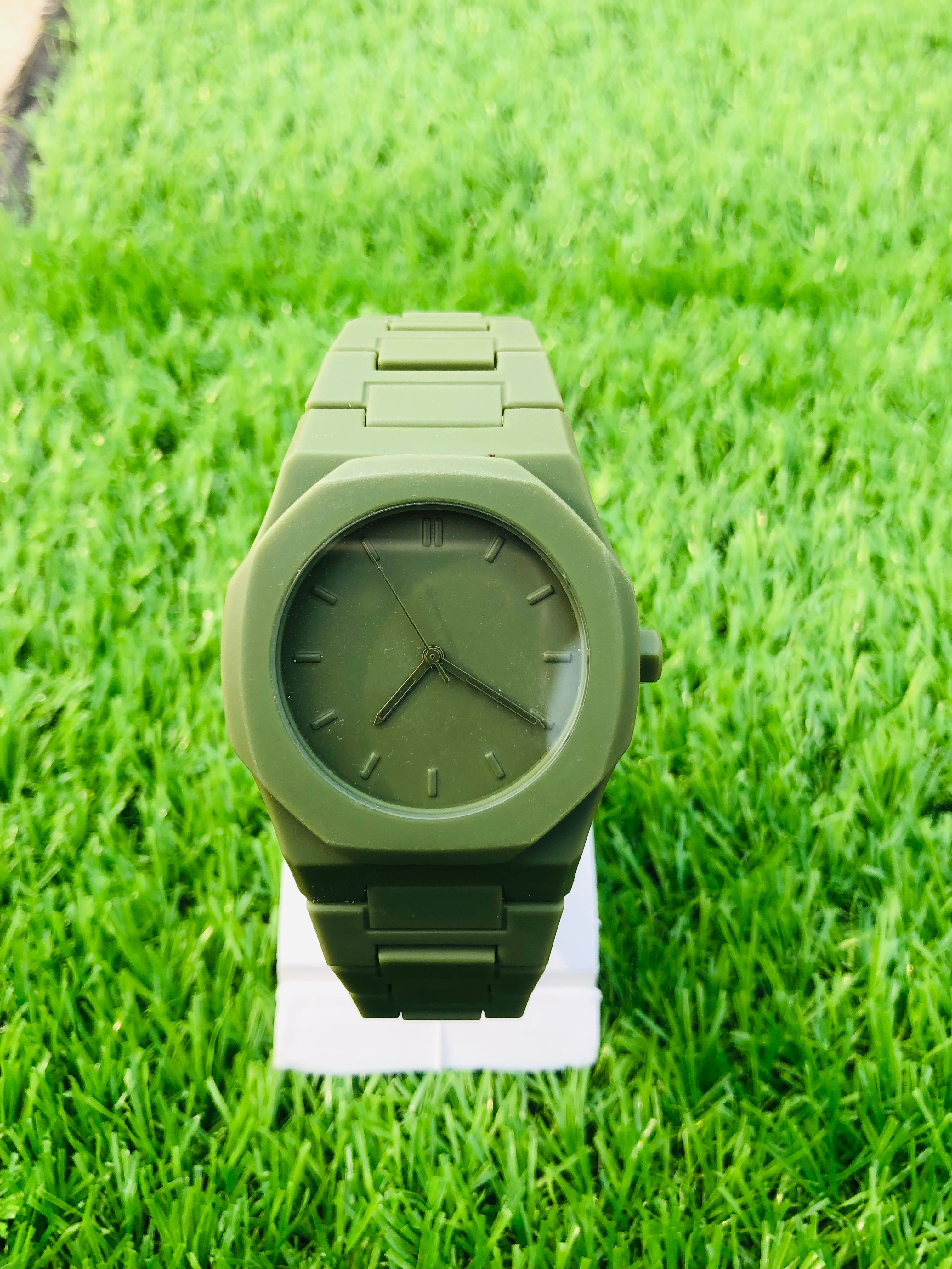 Arabic Aura Watch | Aura Men's Watch with Arabic Numerals Matte Black & White Minimalist Analog Watch | Trending Wristwatch, Black, bracelet | Watch For